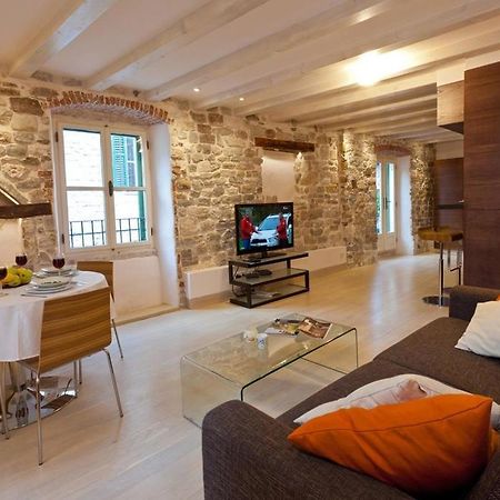Luxury San Giovanni Apartment 2 سبليت الغرفة الصورة