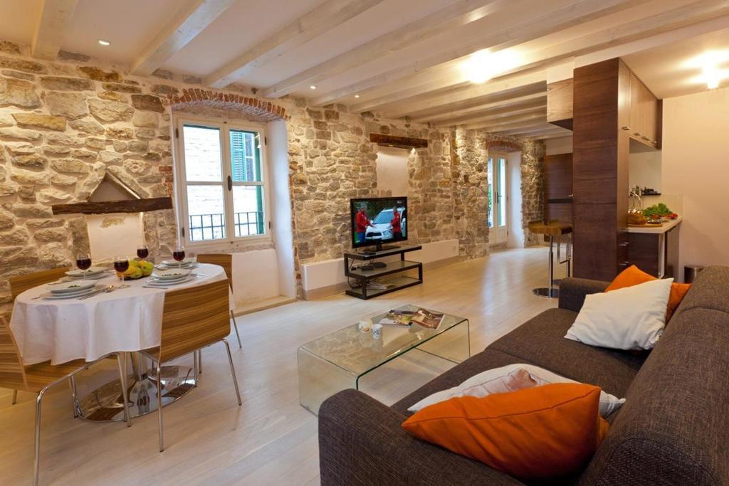 Luxury San Giovanni Apartment 2 سبليت الغرفة الصورة